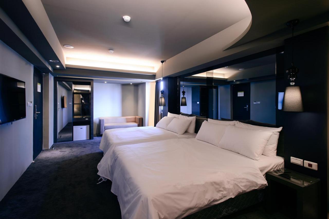 กีวี่ เอ็กซ์เพรส โฮเต็ล - จิวรู๋ Hotel เกาสง ภายนอก รูปภาพ